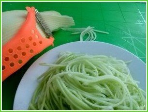 Сыроедческие спагетти - фото шаг 2