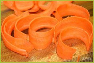 Диетический салат из моркови и огурца - фото шаг 4