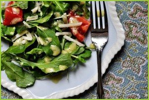 Салат с рукколой и помидорами - фото шаг 4