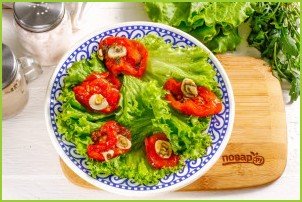Салат с вялеными помидорами и рукколой - фото шаг 3