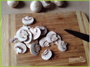 Салат из куриной грудки с грибами - фото шаг 1