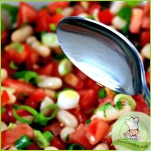Салат из помидоров и фасоли - фото шаг 6