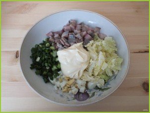 Салат из селедки с сыром - фото шаг 4