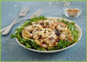 Салат с карамелизированной грушей - фото шаг 9