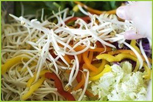 Азиатский салат с лапшой - фото шаг 4