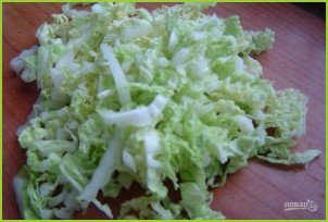 Салат из пекинской капусты и крабовых палочек - фото шаг 1