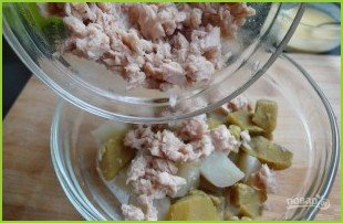 Салат с картофелем и тунцом - фото шаг 3