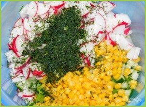 Овощной салат с кукурузой - фото шаг 3