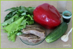 Салат с говядиной, болгарским перцем и огурцом - фото шаг 1
