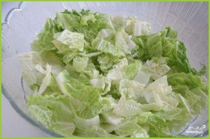 Салат с капустой и креветками - фото шаг 2