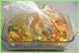 Овощное рагу в пакете для запекания - фото шаг 17