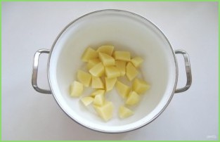Овощной суп с перцем и зеленым горошком - фото шаг 2