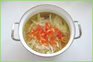 Овощной суп с перцем и зеленым горошком - фото шаг 7