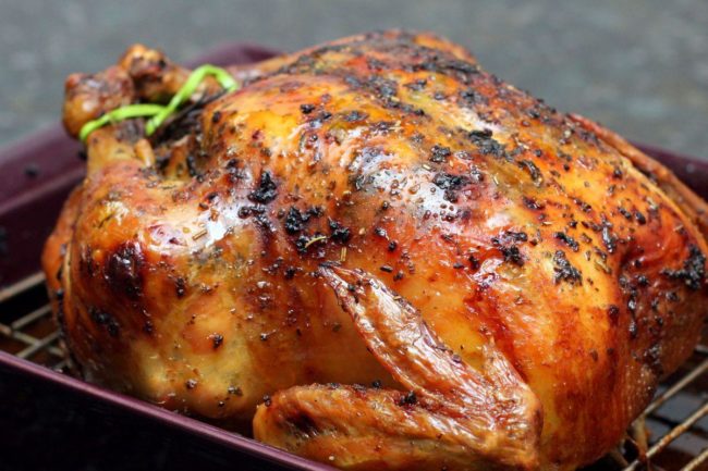 Как приготовить запечённая курицу в духовке 