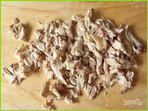 Пикантный салат с дайконом и курицей - фото шаг 5