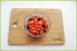 Салат из свеклы и помидоров - фото шаг 4
