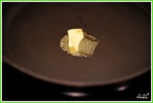 Омлет с голубым сыром - фото шаг 4