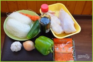 Рецепт салата из фунчозы с курицей - фото шаг 1