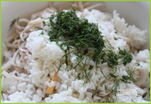 Салат с кальмарами и рисом - фото шаг 8