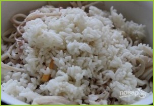 Салат с кальмарами и рисом - фото шаг 7