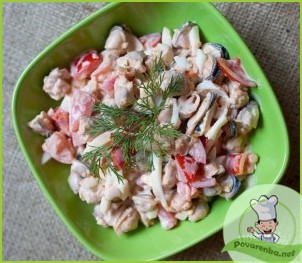 Салат с мидиями и помидорами - фото шаг 6