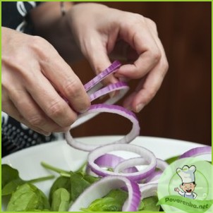 Салат со шпинатом и беконом - фото шаг 3