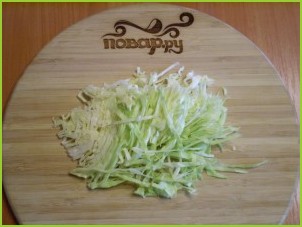 Капустный салат для похудения - фото шаг 2