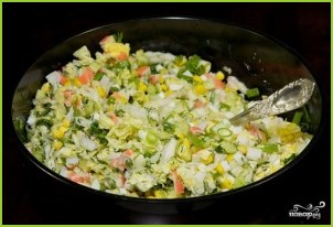 Крабовый салат с огурцом без риса - фото шаг 9