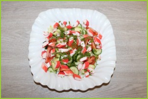 Крабовый салат с салатом айсберг - фото шаг 8