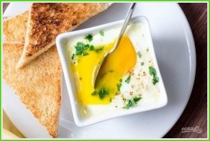 Яйца с ветчиной на завтрак - фото шаг 4