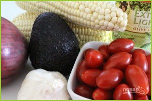Кукурузный салат с авокадо и помидорами - фото шаг 1