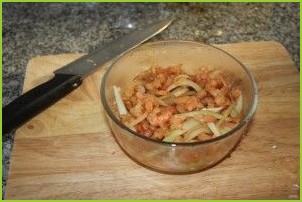 Салат с красной рыбой и креветками - фото шаг 4
