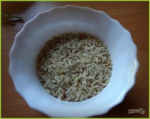 Бурый рис на сковороде - фото шаг 1