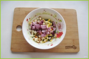 Постный салат с сухариками - фото шаг 5