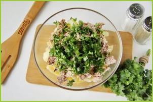 Рыбный салат из консервов с картошкой - фото шаг 4