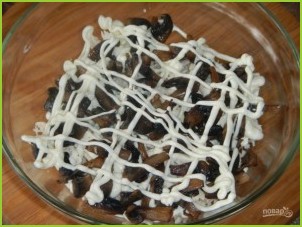 Салат из куриных грудок с грибами - фото шаг 4