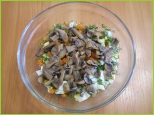 Салат с картошкой и грибами - фото шаг 4
