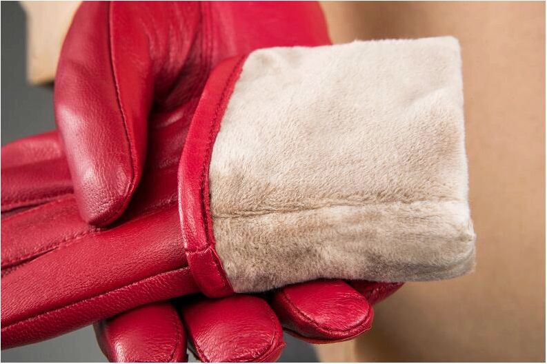 Кожаные перчатки: защита рук в зимние морозы