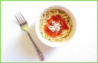 Макароны с томатной пастой - фото шаг 8