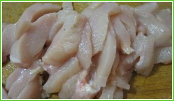Паста c куриной грудкой под сливочным соусом - фото шаг 3