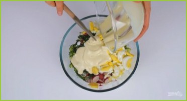 Простой и легкий салат без майонеза - фото шаг 3