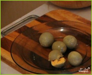 Салат с печенью и солеными огурцами - фото шаг 4