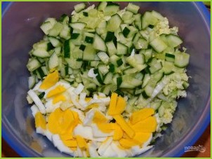 Овощной салат с яблоками - фото шаг 3
