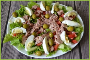 Овощной салат с тунцом - фото шаг 5