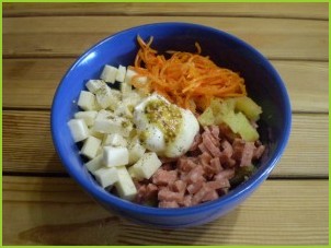 Салат ажурный с корейской морковью - фото шаг 5