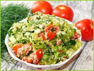 Салат с кускусом, помидорами и зеленью - фото шаг 5