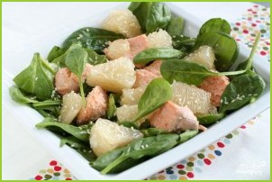 Салат с лососем и помело - фото шаг 5