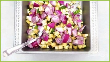 Простой овощной салат - фото шаг 2