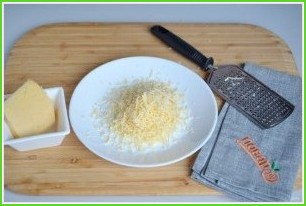 Рецепт омлета с сыром - фото шаг 5