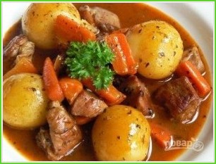 Рецепт жаркого из свинины с картошкой - фото шаг 8